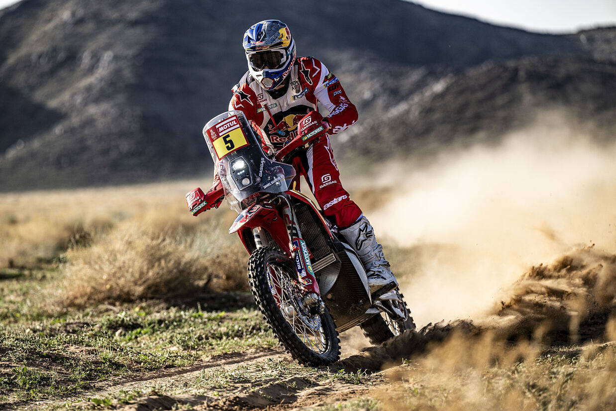 Dakar 2024 Sanders Vom Red Bull Gasgas Factory Racing Team Kämpft Sich Durch Etappe 4